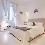 Loft By The Ghetto