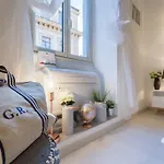 Loft By The Ghetto
